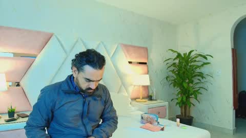 anastasia_marco online show from 01-24-25, 11:37