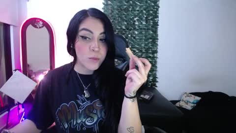 Jennyfer.... but u can say me Anastasia online show from 09-20-25, 05:52