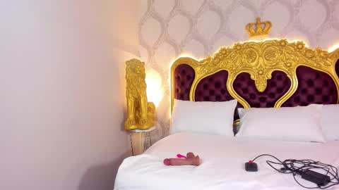 A N A S T A S I A online show from 02-18-26, 05:09