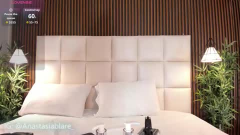 A N A S T A S I A online show from 03-25-26, 08:15