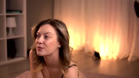 Snapshot of anastasiamills chatting on 02-27-26, 08:53 AnastasiaMills online show from 02-27-26, 08:53