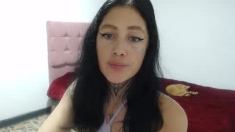 Snapshot of anasweet_69 chatting on 10-24-25, 09:44 ANA online show from 10-24-25, 09:44