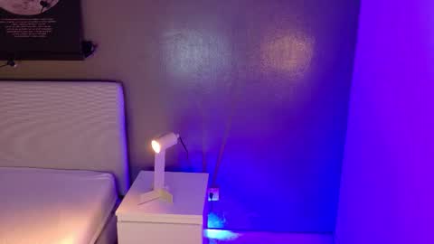 Kendra  online show from 11-28-25, 10:29