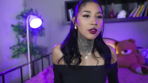 anaya_olyx online show from 10-10-25, 06:34