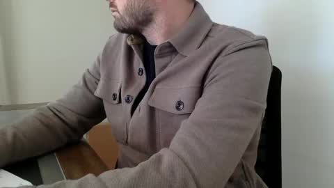 Snapshot of andees222 chatting on 02-21-25, 06:59 Andees222 online show from 02-21-25, 06:59