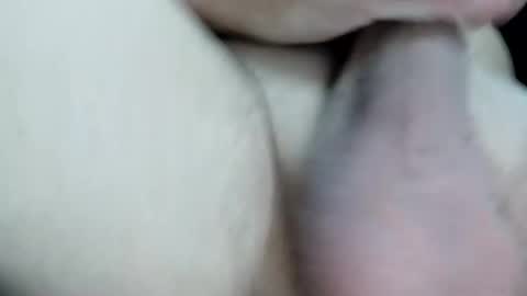 Snapshot of andemax chatting on 02-11-25, 07:33 And 16.8 online show from 02-11-25, 07:33