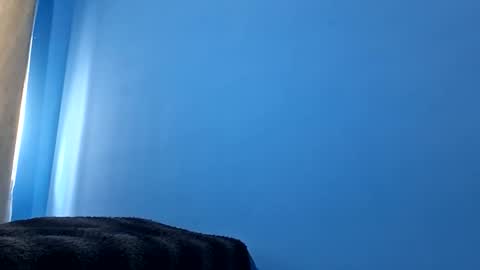 Snapshot of andemax chatting on 11-17-25, 06:24 And 16.8 online show from 11-17-25, 06:24