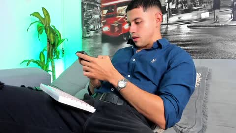 Snapshot of ander_perez chatting on 01-18-25, 01:08 ANDER online show from 01-18-25, 01:08