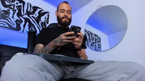 Andrs   -                   online show from 03-06-25, 01:16