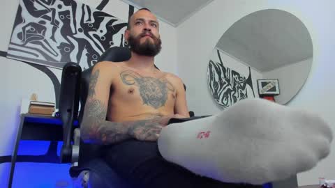 Andrs   -                   online show from 05-14-26, 12:28