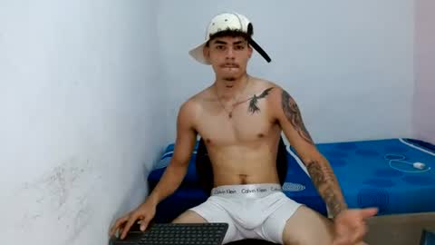Snapshot of andr_093 chatting on 06-15-26, 12:40 andr_093 online show from 06-15-26, 12:40