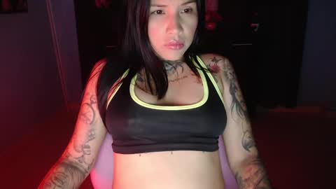 Snapshot of andre10_ chatting on 09-11-25, 04:23 MARIA  online show from 09-11-25, 04:23