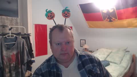 Andre online show from 10-29-25, 09:27