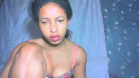 Snapshot of andre415913 chatting on 05-11-26, 04:04 andre415913 online show from 05-11-26, 04:04