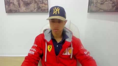 Snapshot of andre_blow chatting on 09-12-25, 11:21 Andre Blow online show from 09-12-25, 11:21