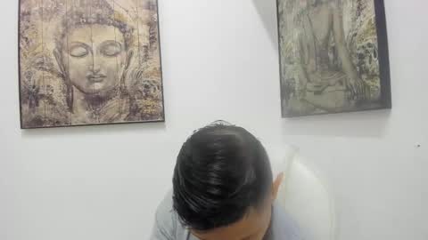 Snapshot of andre_blow chatting on 09-19-25, 11:33 Andre Blow online show from 09-19-25, 11:33