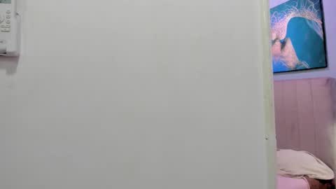 Snapshot of andre_blow chatting on 09-27-25, 11:48 Andre Blow online show from 09-27-25, 11:48