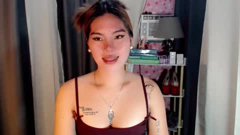 Snapshot of andrea06121998 chatting on 04-09-26, 12:43 andrea06121998 online show from 04-09-26, 12:43