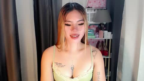 Snapshot of andrea06121998 chatting on 04-20-26, 01:03 andrea06121998 online show from 04-20-26, 01:03