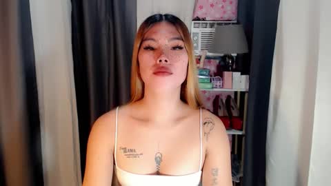 Snapshot of andrea06121998 chatting on 04-25-26, 01:41 andrea06121998 online show from 04-25-26, 01:41