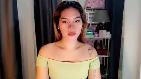 Snapshot of andrea06121998 chatting on 04-29-26, 01:48 andrea06121998 online show from 04-29-26, 01:48
