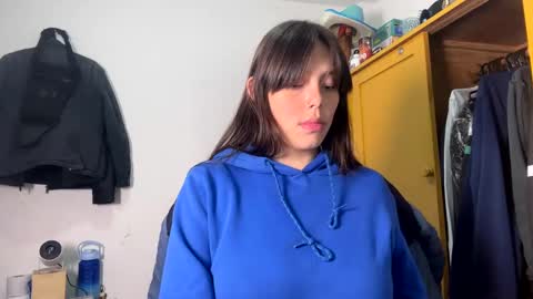 Andrea online show from 12-29-24, 03:22