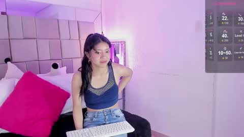 Snapshot of andrea_carocaro chatting on 03-19-26, 12:53 andrea_carocaro online show from 03-19-26, 12:53