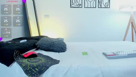 Andrea Cherry online show from 02-25-26, 11:53