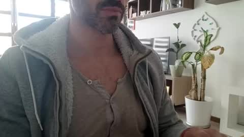 Snapshot of andrea_feetlover chatting on 02-15-26, 07:51 andrea_feetlover online show from 02-15-26, 07:51