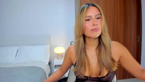 andrea online show from 10-10-25, 12:31