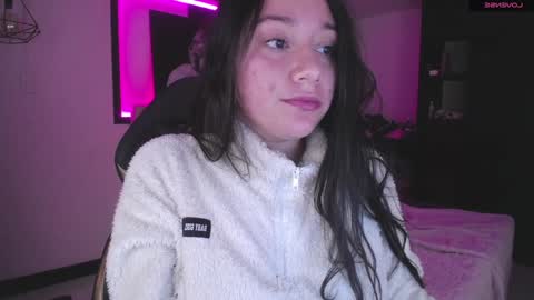 Andrea Ramos online show from 12-10-24, 08:40