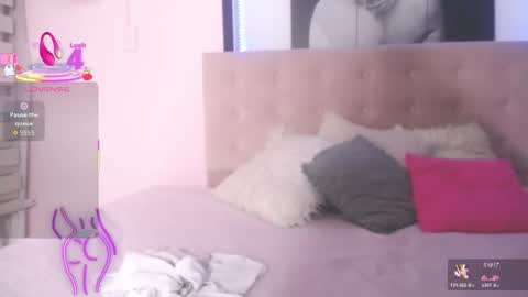 Snapshot of andrea_ramoss_ chatting on 10-02-25, 07:10 Andrea Ramos online show from 10-02-25, 07:10