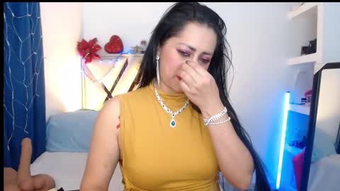 Snapshot of andrea_sexx_ chatting on 12-17-25, 10:49 Andrea online show from 12-17-25, 10:49