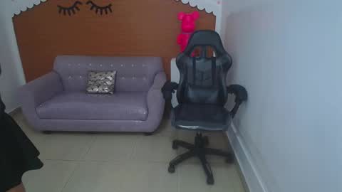 Andrea online show from 03-06-25, 07:43