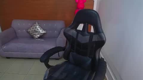 Andrea online show from 03-07-25, 04:33