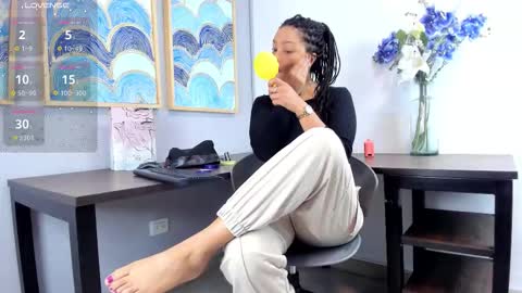 Andrea Zoelins online show from 09-09-25, 02:16