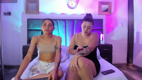 Snapshot of andreaandkarina chatting on 12-10-24, 03:44 Andrea Karina online show from 12-10-24, 03:44