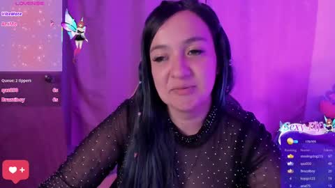 Snapshot of andreacohenz chatting on 03-09-25, 07:01 andrea online show from 03-09-25, 07:01