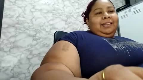 Snapshot of andrealopez1607 chatting on 12-14-25, 08:09 andrea lopez online show from 12-14-25, 08:09