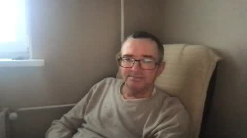 Snapshot of andreass60 chatting on 01-09-25, 11:14 andreass60 online show from 01-09-25, 11:14