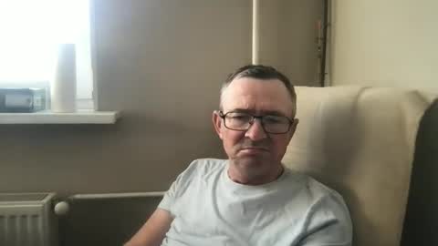 Snapshot of andreass60 chatting on 10-29-25, 07:43 andreass60 online show from 10-29-25, 07:43