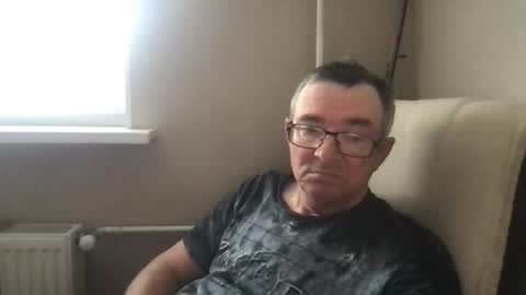 Snapshot of andreass60 chatting on 05-13-26, 07:17 andreass60 online show from 05-13-26, 07:17