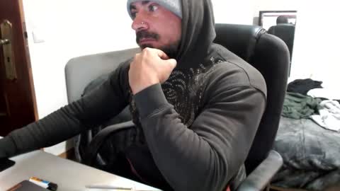  Instagram  online show from 12-17-25, 10:27