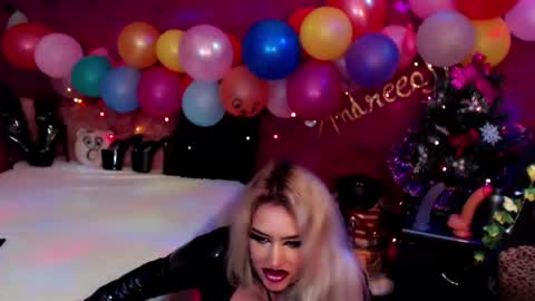 Snapshot of andreeajj chatting on 01-01-25, 02:51 andreeajj online show from 01-01-25, 02:51