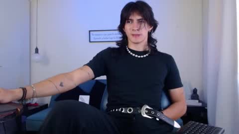 Snapshot of andreey50 chatting on 12-20-24, 08:34 Andrey online show from 12-20-24, 08:34