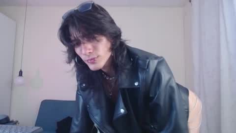 Snapshot of andreey50 chatting on 02-12-25, 11:20 Andrey online show from 02-12-25, 11:20