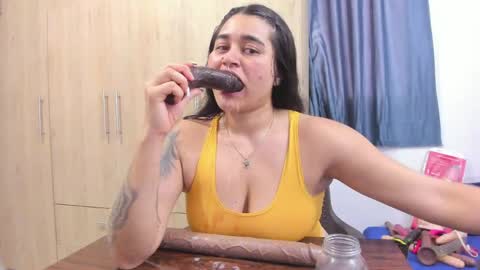 Snapshot of andreitatruji chatting on 05-29-26, 10:30 yudith online show from 05-29-26, 10:30