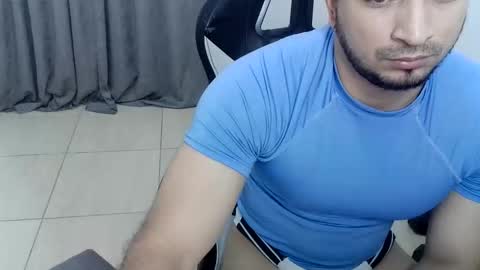 andres180950734 online show from 01-05-26, 05:27