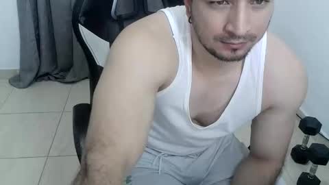 Snapshot of andres180950734 chatting on 04-15-26, 11:49 andres180950734 online show from 04-15-26, 11:49