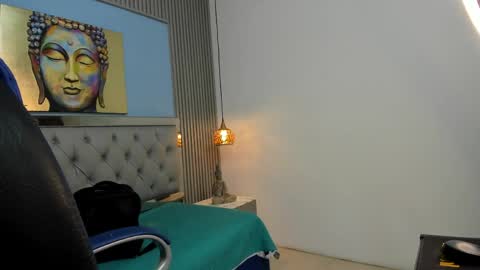 Snapshot of andres1_8 chatting on 04-12-26, 03:33 IM ANDRES online show from 04-12-26, 03:33